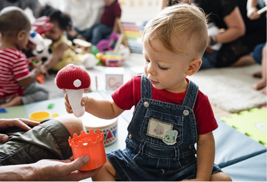 Quelles activités pour occuper votre enfant à la crèche ?